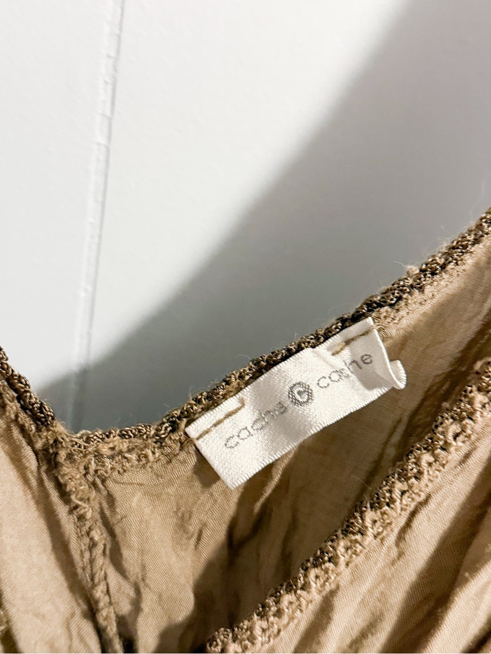 Cache Flowy Bohemian Style Dress - Picture 4 of 5